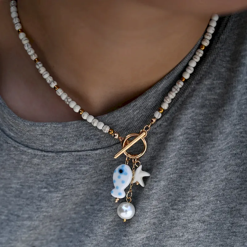 Wholesale Women Fashion Casual Ocean Boho Ceramic Small Fish Pendant Beads Necklace