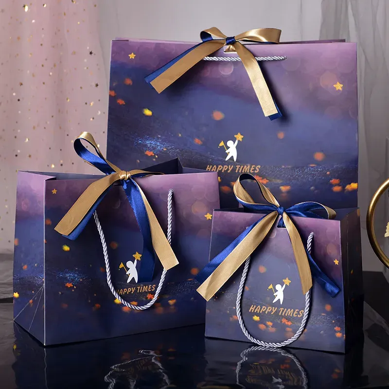 Simple Creative Star Bow Gift Paper Bag