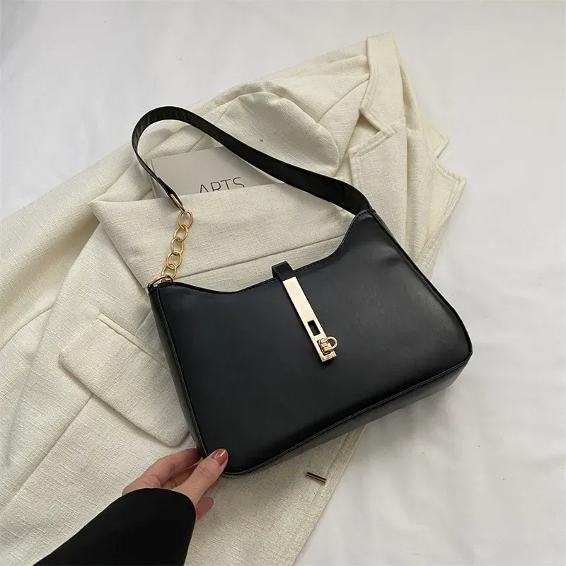 Women Simple Fashion Solid Color Square Chain Stitching Shoulder Bag