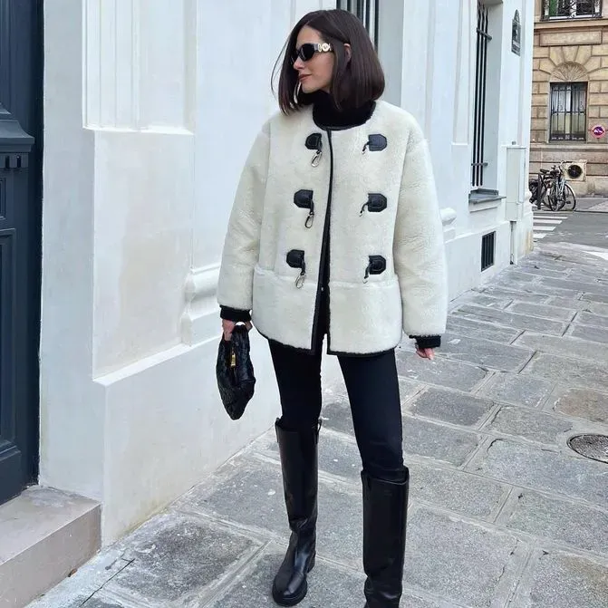 Autumn Winter Women Fashion Warm Cashmere Metal Lock Design Cardigan Jacket