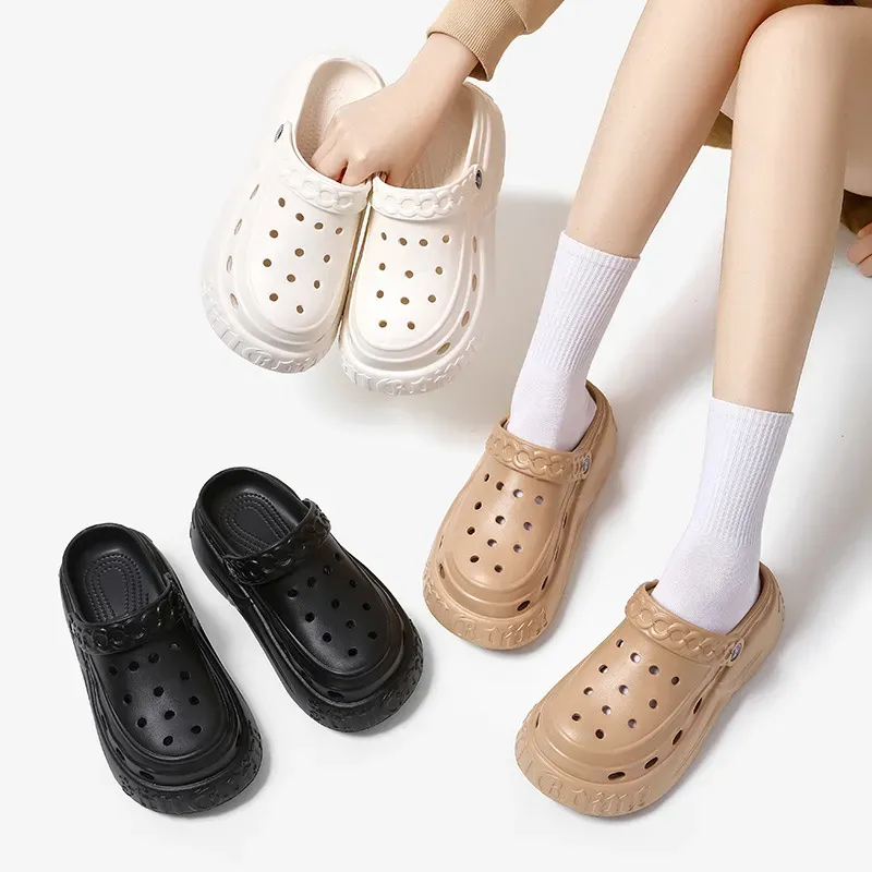 Women Fashion Casual Solid Color Thick Bottom Hole Shoes