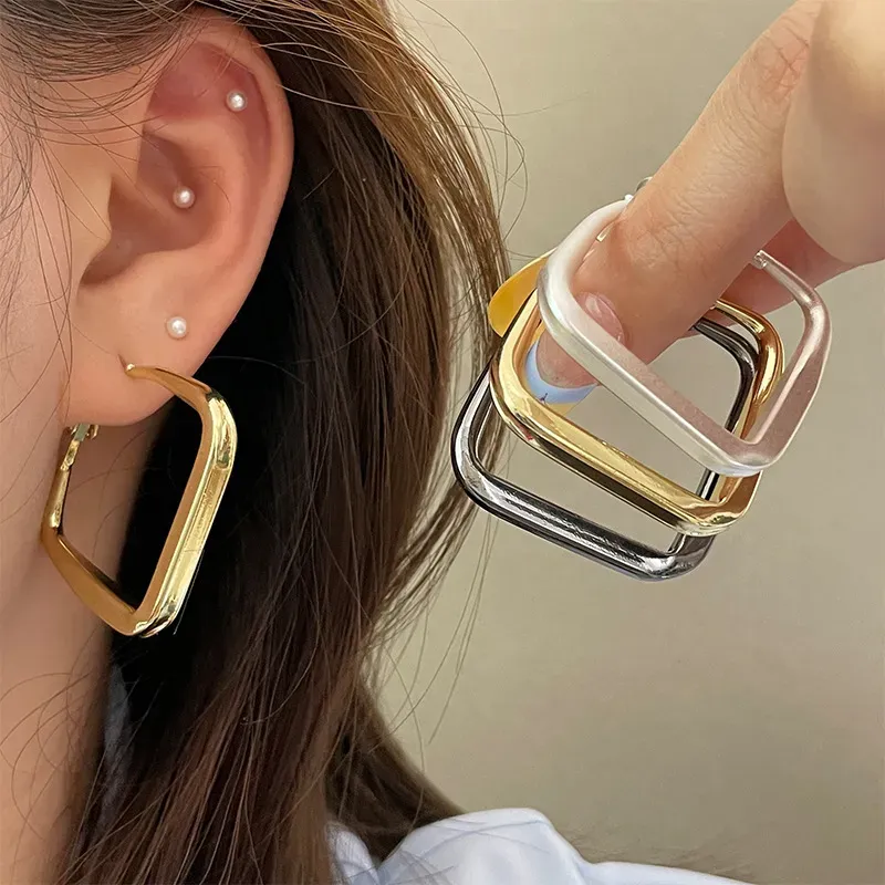 Wholesale Women Fashion Square Big Ring Earrings