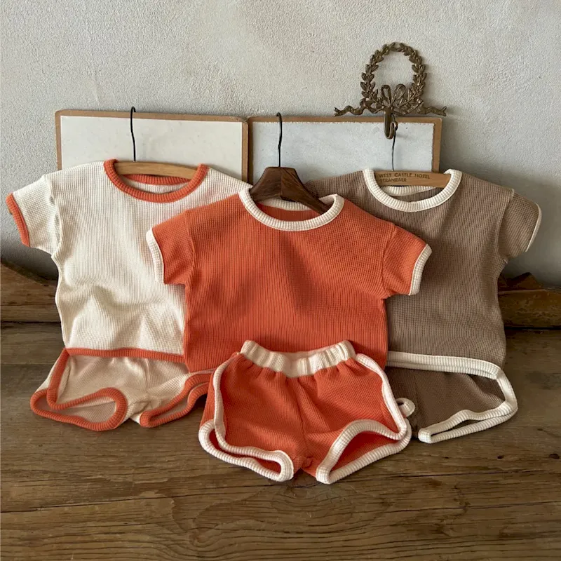Wholesale Baby Fashion Color Contrast Short Sleeve Top And Shorts Two-Piece Set