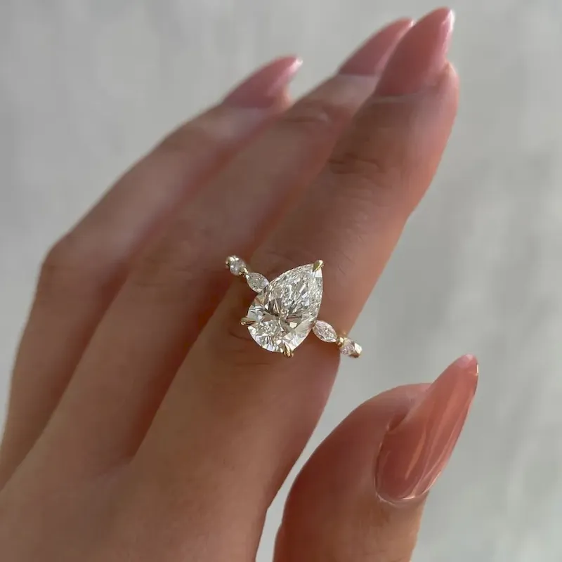 Wholesale Fashion Zircon Water Drop Ring